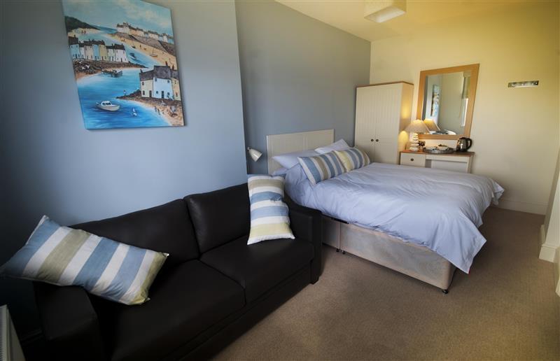 The Paris Hotel Coverack Rum bild